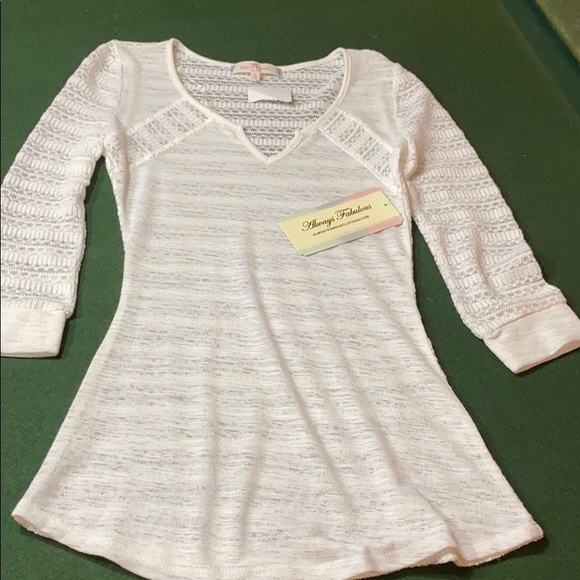 Two tops - Picture 4 of 5